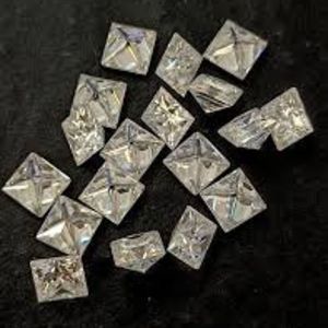Suelto Lab Grown Solitaire PrincessDiamonds 1,5 a 2 mm DEF VVS/VS Venta al por mayor - Product Image 2