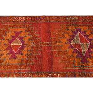 Alfombra turca de 3.1x11.2 pies, alfombra marroquí roja vintage - Product Image 5