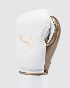 Guantes de boxeo de par Muay Thai MMA de lucha profesional de acolchado suave dorado blanco de Venta caliente de alta calidad - Product Image 4