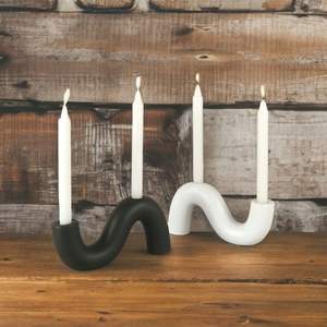 Candelabro Decorativo Contemporáneo para Interiores Modernos y como Adorno de Mesa - Product Image 1