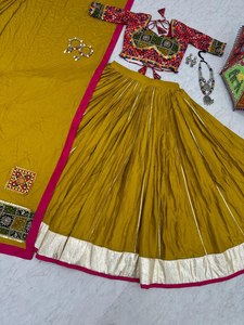 Lehenga choli แบบพิเศษดั้งเดิมกับ duppata ในมัสตาร์ดสีเหลืองผ้าฝ้ายบริสุทธิ์พิมพ์ฟอยล์ - Product Image 6
