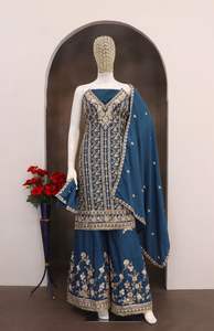 Salwar Kameez de qualité supérieure pour femme, haut long élégant avec dupatta brodé, disponible au prix d'exportation - Product Image 3