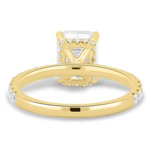 Bague de fiançailles solitaire pour femme en platine avec diamant de laboratoire taille émeraude 3,40 carats, halo caché, couleur EF, clarté VS - Product Image 4