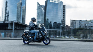 Ventes aux enchères 2025 – Nouveaux scooters NMAX 125 à vendre, origine américaine, haute vitesse, puissance 1001-2000W - Product Image 5