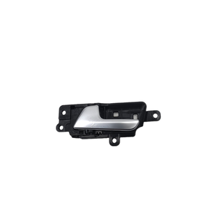 Poignée de porte intérieure avant gauche KIA Sportage Série D4FE (16>21) - Product Image 1