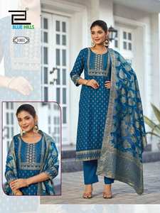 ชุดคุर्ติผ้าเรยอนปักลายสีน้ำเงินขายส่ง ความยาวระดับเข่า พร้อมกางเกงและผ้าคลุมไหล่ สไตล์แฟชั่นอินเดียและปากีสถาน สำหรับงานปาร์ตี้ - Product Image 6