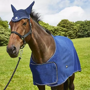 Tapis de spectacle équestre anti-boulochage équin de qualité supérieure personnalisé brodé hiver et été équipement de cheval coquille de laine - Product Image 3