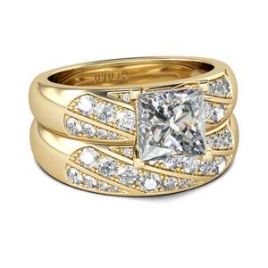 Anillo de Plata de Ley con Diamantes de Corte Princesa Diagonal Jeulia - Product Image 2