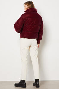 Latest Fashion Custom Logo Women's <b>Velvet</b> Puffer Jacket Breathable <b>Quilted</b> Outwear Woven Printed Bubble Jacket for Women - Product Image 4