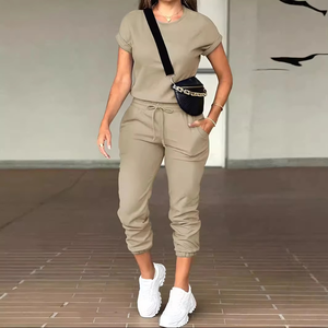 ชุดกีฬาสองชิ้นสำหรับผู้หญิง แฟชั่นฤดูหนาว สวมใส่สบาย สีพื้น เสื้อแขนยาว คอเต็มตัว กางเกงขายาวเอวยางยืด รับสั่งทำ - Product Image 6