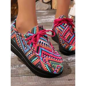 Scarpe Casual con Tipografia Graffiti, Traspiranti e Comode per Tutte le Stagioni, Leggere con Soletta Morbida in Cotone - Product Image 4