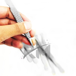 Pince à épiler pour extensions de cils RMI Silver Matt, en acier inoxydable, avec poignée en diamant et design de coupe / Ensemble de pinces à épiler - Product Image 6