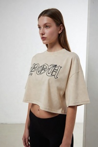 Camiseta Corta de Estilo Urbano para Mujer, Informal, de Tela Suave y Transpirable, para Uso Diario en Verano, Moderna, Inspirada en la Juventud - Product Image 5