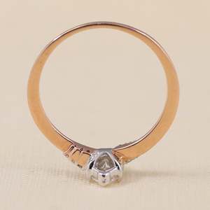 Bague de fiançailles solitaire en diamant de laboratoire de forme marquise d'inspiration vintage, élégante et intemporelle - Product Image 2