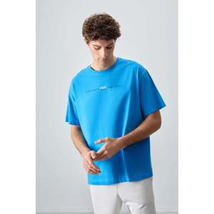 เสื้อยืดแขนสั้นพิมพ์ลายทรงโอเวอร์ไซส์เนื้อผ้าฝ้าย 100% สีน้ำเงินเบนซินสำหรับผู้ชาย ยี่ห้อ Air Jones - รุ่น 88357 - Product Image 1