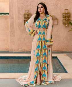 ชุดแม็กซี่แขนยาวสไตล์มุสลิมแบบดั้งเดิมสวมใส่ได้ทุกวันปักสีตามสั่ง - Product Image 4