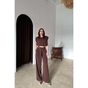 Conjunto de Blusa y Pantalones de Modal Marrón - Marrón - Product Image 1
