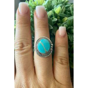 Anillo de Turquesa Royston y Plata de Ley, Hecho en Navajo, Joyería Cultural Coleccionable, Talla 7.75 - Product Image 2