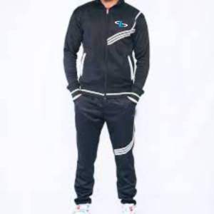 Survêtement d'hiver pour homme de haute qualité avec capuche et poche dans la veste, 100% coton - Product Image 4