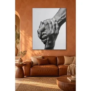 Impression sur toile Fida mains entrelacées noir et blanc - Product Image 3