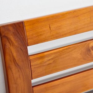 Estructura de cama de teca doble moderna de estilo nórdico, adecuada para el hogar o el hotel, el diseño de patas cónicas combina belleza y durabilidad - Product Image 4
