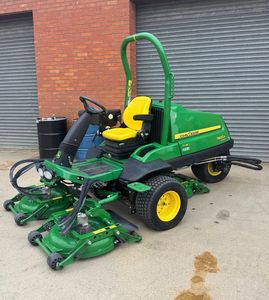 Tondeuse autoportée John-Deere X950R 25 CV 4 temps avec bac de ramassage électrique 28V pour tracteur de jardin - Product Image 6