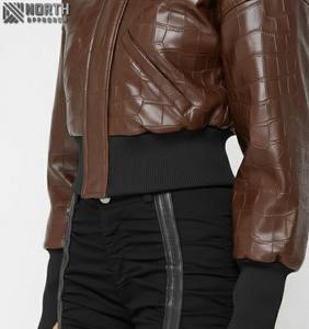 Vestes en cuir coupe-vent et respirantes pour femmes à la mode/Vestes de mode au design unique pour femmes en cuir plaqué python de mouton pour femmes - Product Image 5