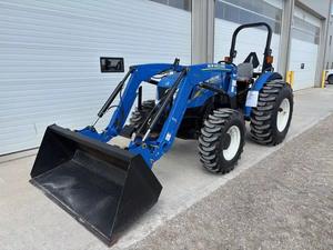 Tracteur agricole New-Holland WORKMASTER 50 4RM avec moteur FPT 53 CV, transmission par engrenages, pompe à engrenages, boîte de vitesses, haute productivité - Product Image 4