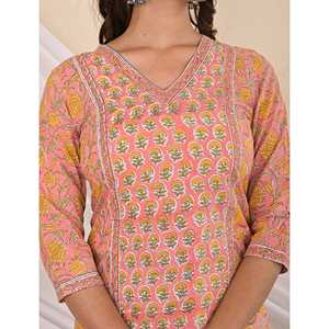 Robe longue décontractée en coton imprimé orange Jaal Kurti, design personnalisé, respirante, taille XS, idéale pour les occasions en club, au quotidien ou à la maison - Product Image 2