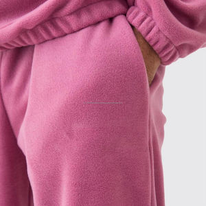 Conjunto Deportivo para Hombre, Sudadera con Capucha y Pantalones de Felpa de Carbón Ecológicos, Color Granate Oscuro - Product Image 6