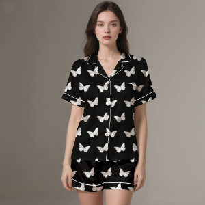 Ensemble de pyjama en satin respirant de qualité supérieure, 2 pièces, avec impression numérique, pour toutes les saisons - Product Image 1