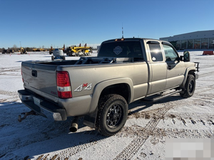 Pick-up GMC Sierra 2500 SLT 4x4 à cabine étendue, modèle 2003, d'occasion de qualité supérieure - Product Image 2
