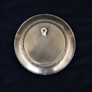 Stylish Round Plate Style Gold Metal Photo <b>Frame</b> Elegant Decorative Tabletop <b>Picture</b> <b>Frame</b> for Home Office Wedding Gift Idea - Product Image 2