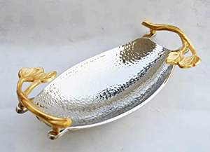 Plateau de service alimentaire en marbre massif de forme rectangulaire au design merveilleux, plateau de table de restaurant avec poignées en laiton - Product Image 4