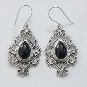 Boucles d'oreilles pendantes en argent sterling 925 faites à la main avec onyx noir naturel, forme poire, motif goutte d'eau, style bohème chic, pour anniversaire - Product Image 2