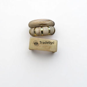 Brazaletes de resina de lujo, joyería de moda para mujer, accesorios únicos hechos a mano de Tradebyd - Product Image 5
