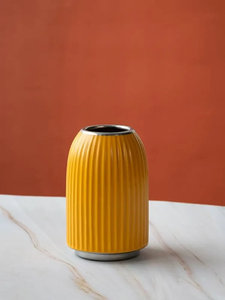 Dernière arrivée vase à fleurs en céramique moderne avec texture design haut de gamme pour la décoration intérieure vase en céramique de couleur jaune design nordique - Product Image 2