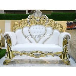 Sofá de boda de oro blanco de diseñador para escenario, sofá de boda de oro blanco de doble Corazón, sofá de boda real para escenario de boda para pareja - Product Image 1