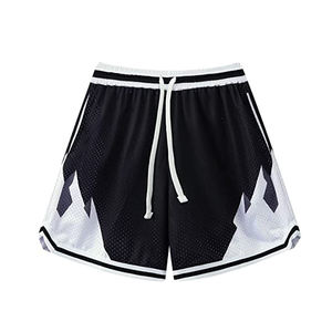 Pantalones cortos de baloncesto para hombre con estilo y cómodos con tela de malla para uso en verano - Product Image 6