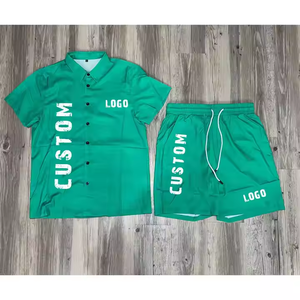 Ensembles 2 pièces d'été pour hommes : Ensemble décontracté respirant avec short et t-shirt à manches courtes boutonné, style survêtement universitaire - Product Image 1