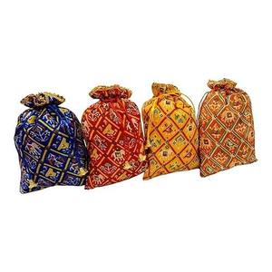 Patola Print Potli Batwa Bag 5x7Inch | Wedding Shagun Jewellery Pouch Gift | Haldi Mehendi Roka <b>Favour</b> Bags, Mithai Packaging - Product Image 3