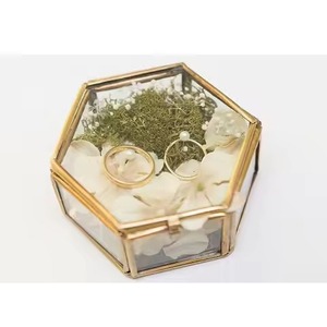 Boîte de rangement pour bijoux en verre carré noir moderne, nouveau style avec 4 pieds organisés, boîte cadeau élégante et organisée - Product Image 3