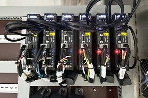 自動プレハブバッグ垂直バッグパッキングマシンマスクパッキングとシーリングマシン - Product Image 5