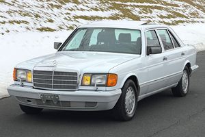 Mercedes-Benz 420SEL del 1991 Usata in Buone Condizioni, Non Modificata, a Passo Lungo <span class=keywords><strong>W126</strong></span>, Motore V8, Senza Riserva - Product Image 2