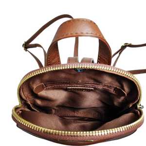 กระเป๋าเป้สะพายหลังหนัง Nappa แบบทำด้วยมือคุณภาพสูงสไตล์วินเทจเรขาคณิตหนังแท้ผู้ผลิตชั้นนำของอินเดีย - Product Image 4