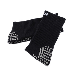 <b>Top</b> Selling Winter Solid Color Anti slip <b>Men</b> Soccer Sport <b>Socks</b> with Exclusive Grip logo Polyester Self-heating Athletic <b>Socks</b> - Product Image 4