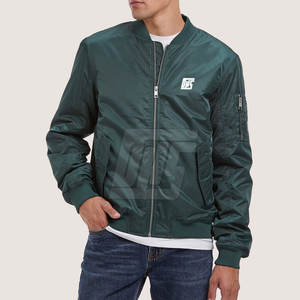 เสื้อแจ็คเก็ตวอร์มอัพ สไตล์เสื้อแจ็คเก็ตสำหรับนักกีฬา เหมาะสำหรับการวิ่ง ฝึกซ้อม และสวมใส่เป็นชุดกีฬาลำลอง - Product Image 2