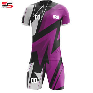 Ensemble d'uniformes de football personnalisés avec LOGO Ensemble de maillots de football de l'équipe Survêtement de sport Survêtements pour hommes Tenue d'entraînement Vêtements pour enfants - Product Image 6