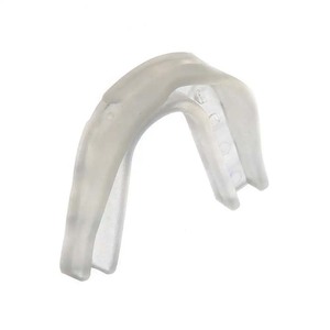 Protector de dientes de silicona para adultos de alta calidad, protector bucal, accesorio de blanqueamiento de dientes multiusos de boxeo estándar internacional - Product Image 1