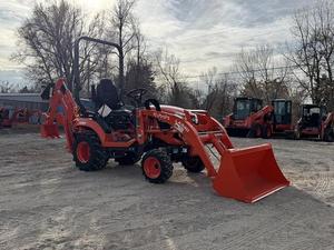 Tracteur Kubota BX23S avec chargeur frontal et pelle arrière, moteur diesel 4x4, mini-tracteur avec chargeur frontal et pelle arrière - Product Image 5